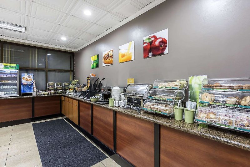 Hotel Quality Inn & Suites Los Angeles Airport – Lax
