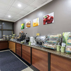 Hotel Quality Inn & Suites Los Angeles Airport – Lax cazare Inglewood