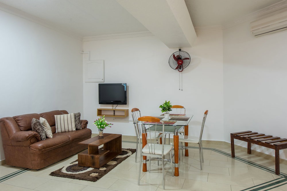 Raha Tower Hotel
