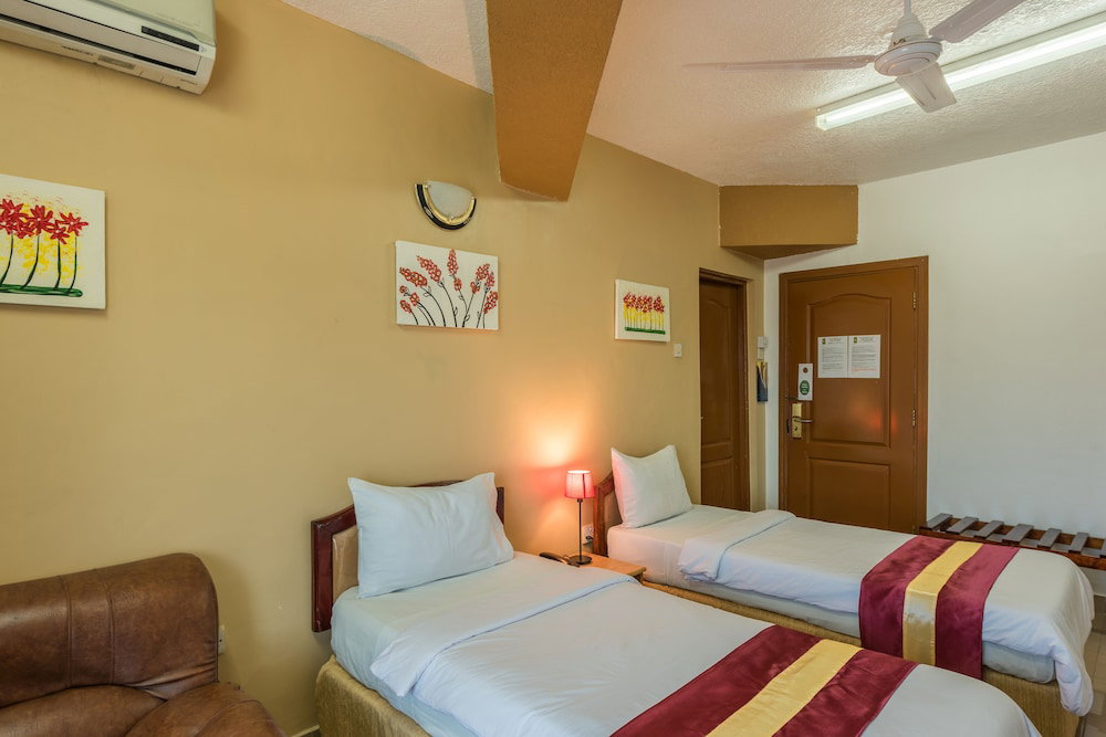 Raha Tower Hotel