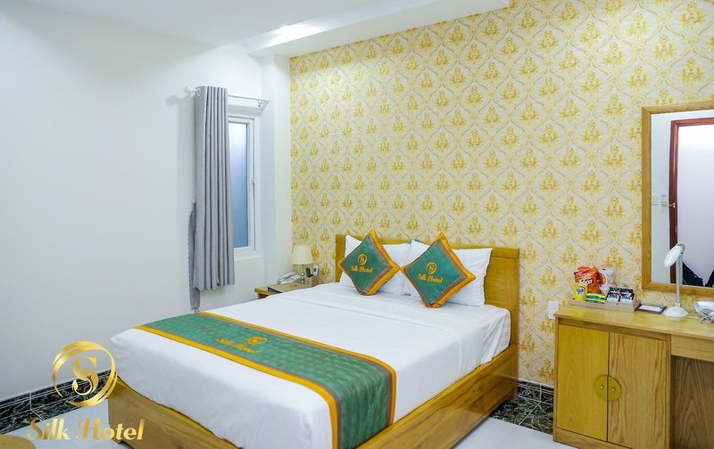 Silk Hotel