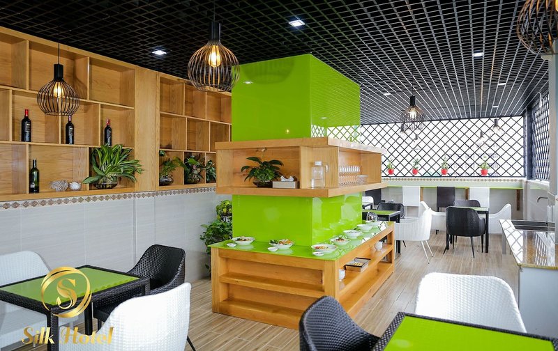 Silk Hotel