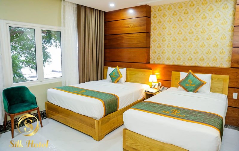 Silk Hotel
