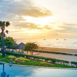 Hotel Carmelina Beach Resort cazare Vung Tau
