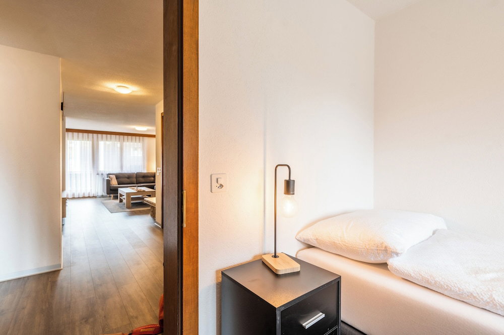 Hotel Fabi`s Horu Lodge