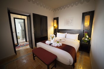 Borjs Hotel Suites & Spa