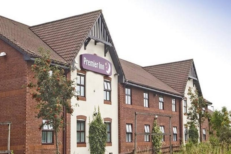 Premier Inn Glasgow Cambuslang M74 J2A