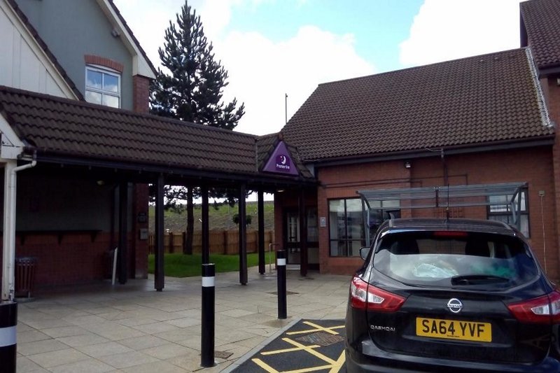 Premier Inn Glasgow Cambuslang M74 J2A