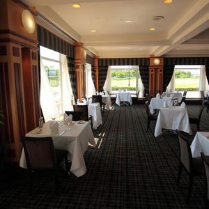 Hotel The Golden Jubilee Conference Hotel cazare Pampa