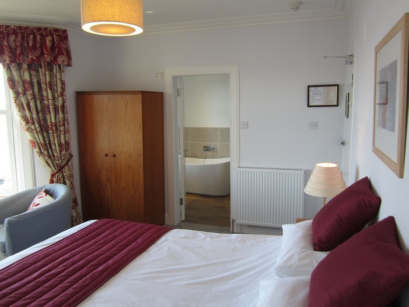 Hotel Ronebhal Guest House