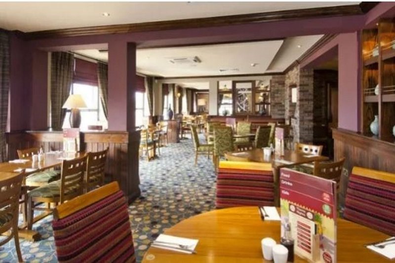 Premier Inn Glasgow Stepps M80, J3