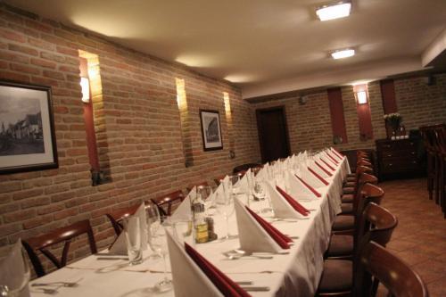 Hotel Pension And Restaurant Patriot Trnava