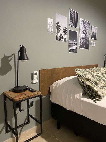 Hotel Hostel A Coroa