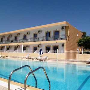 Hotel Paraschos Studios cazare Kardamaina