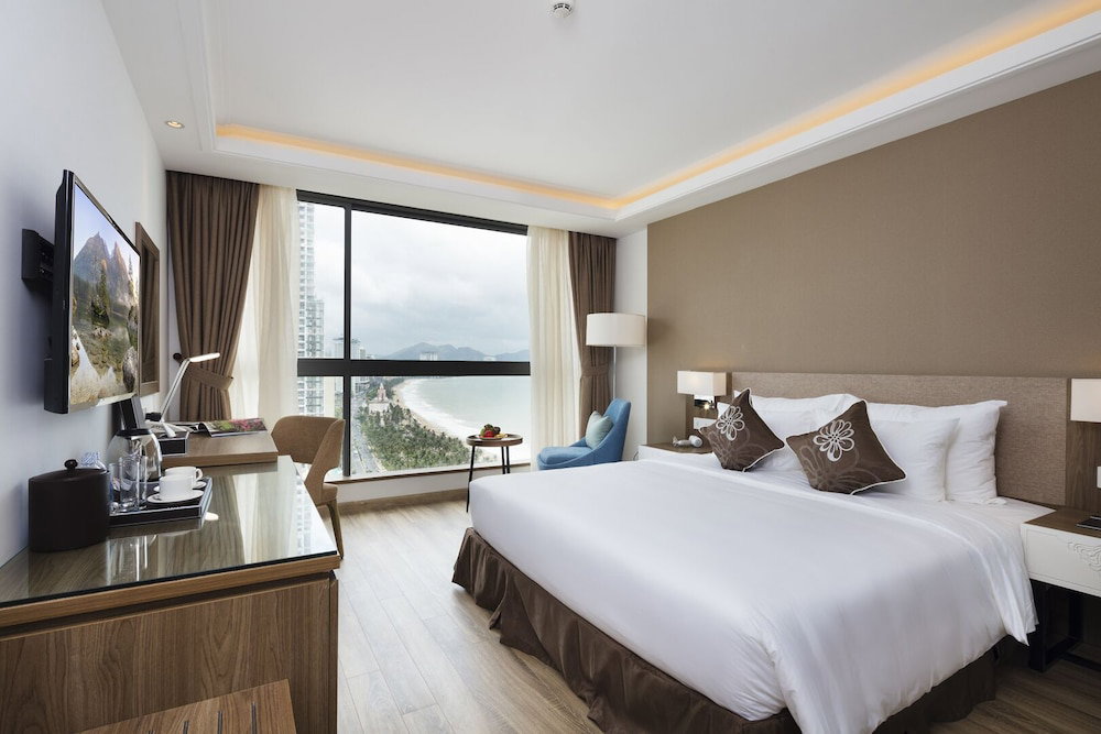 Comodo Nha Trang Hotel