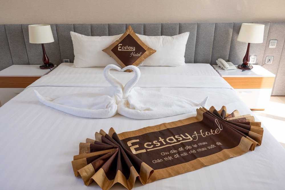 Hotel Ecstasy Hotel