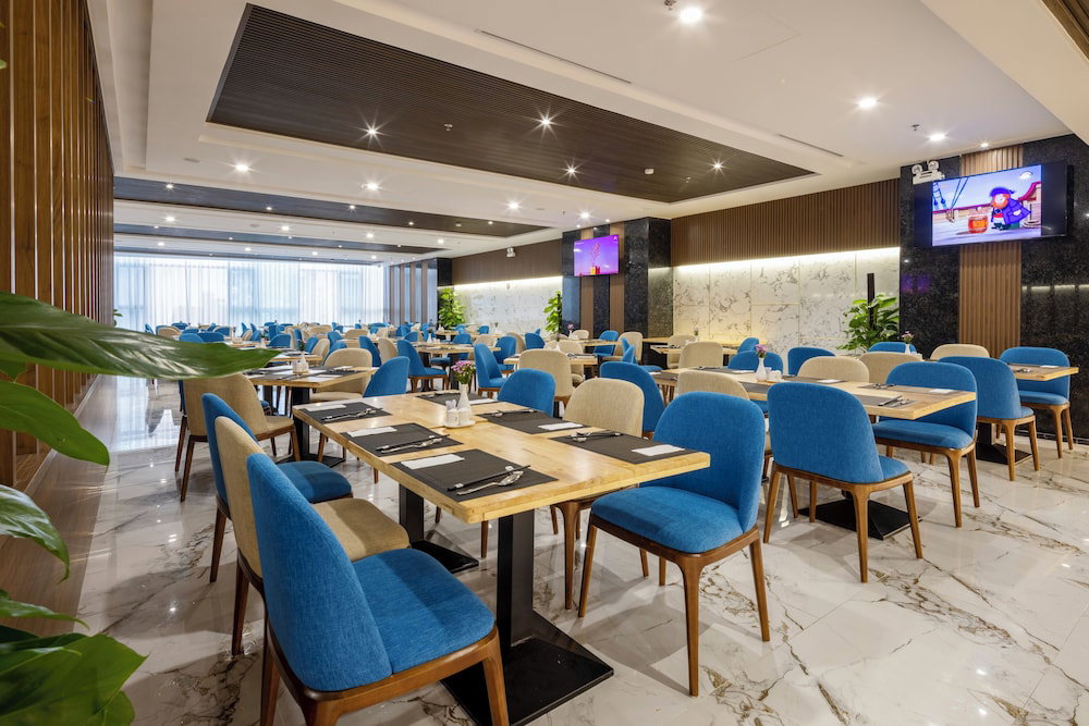 Miracle Luxury Hotel