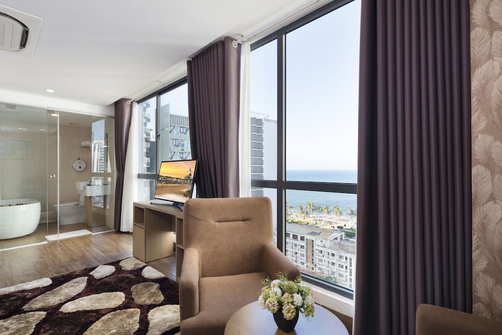 Smile Hotel