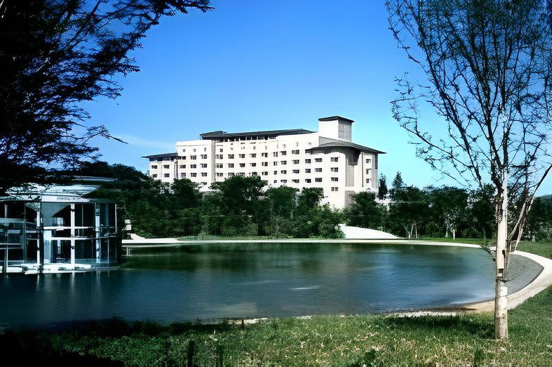 Hotel Okura Akademia Park Hotel