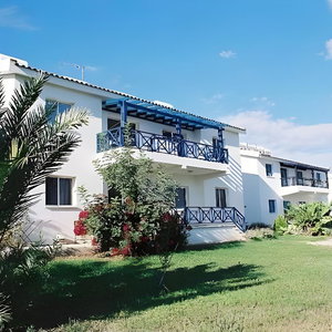 Hotel Socrates Apartments cazare Neo Chorio