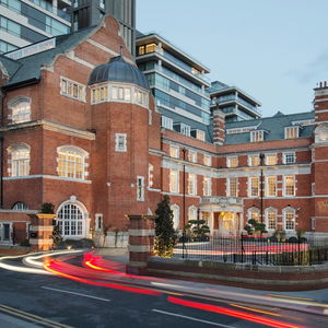 Hotel The Lalit London cazare Londra