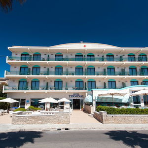Sejur Hotel Terminal - Caroli Hotels vacanta Adria