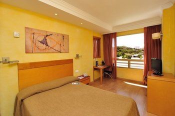 Hotel Maya