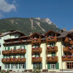 Hotel Hotel Laurino cazare Moena