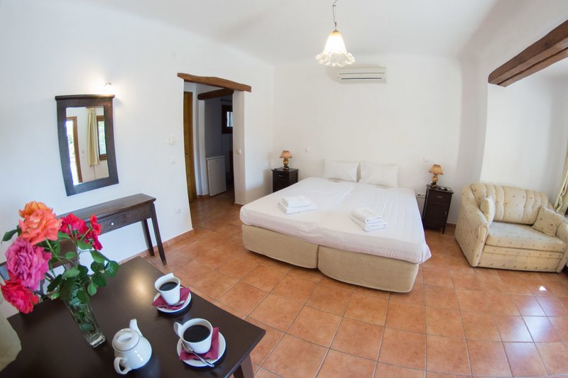 Hotel Alkifron