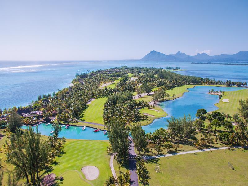 Paradis Beachcomber Golf Resort & Spa