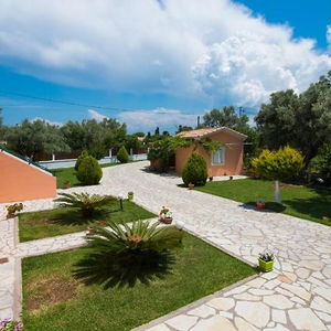 Hotel Eleana Studios cazare Agios Ioannis