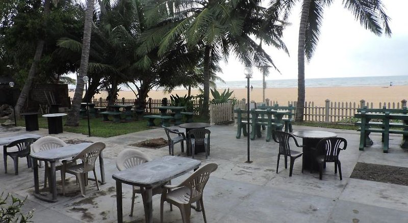 Oasis Beach Resort