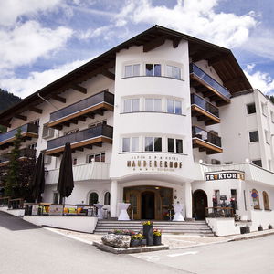Hotel Naudererhof Alpin Art & Spa Hotel cazare Nauders