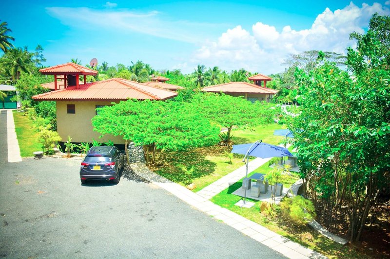 The Mass Eco Cabana