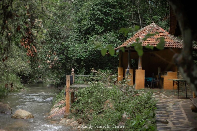 The Kandy Samadhi Center