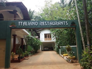 Hotel Italiano Restaurans cazare Matale
