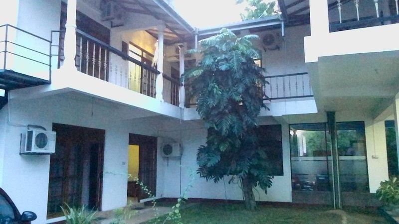 Hotel Hotel Water Garden In Anuradhapura