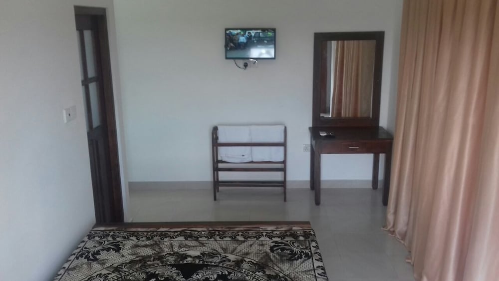 Padmasiri Holiday Resort