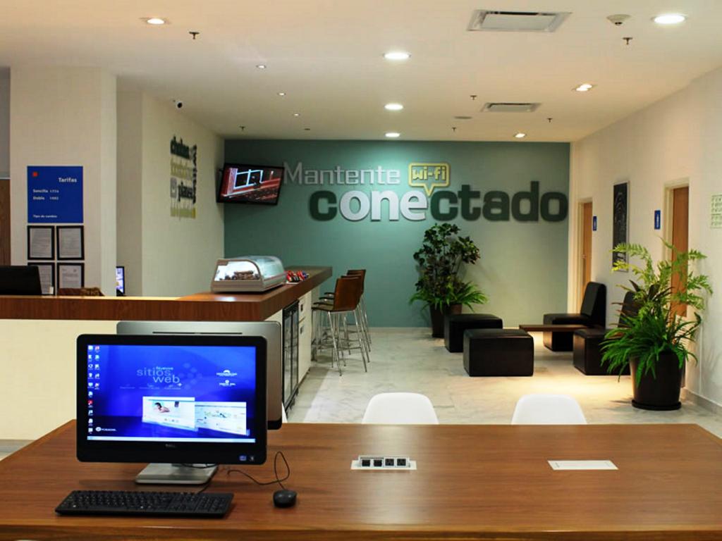Hotel Sleep Inn Leon Antares