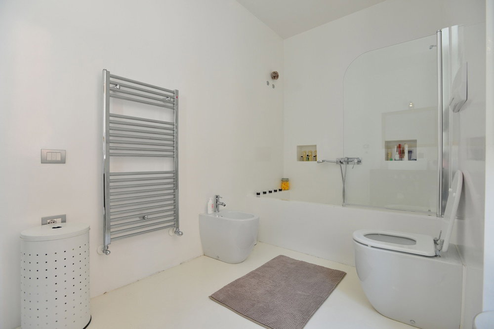Hotel Izzhome Light