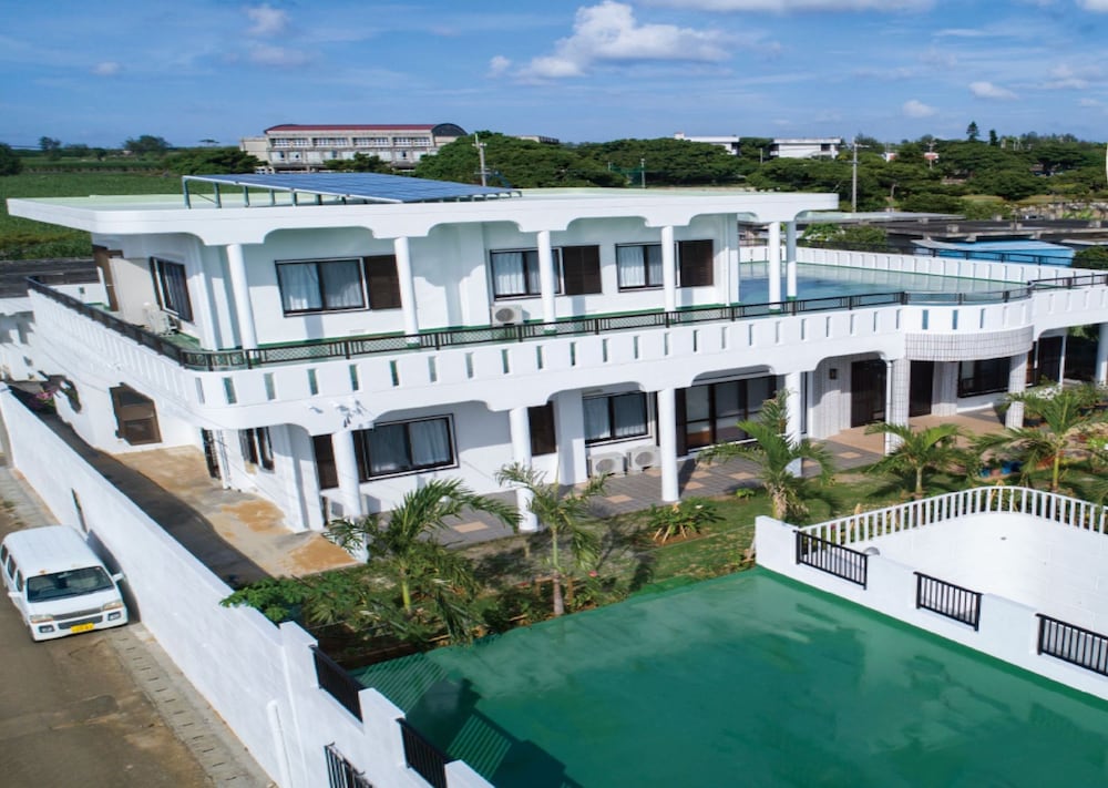 Miyakojima White House