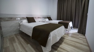 Hotel Apartaments Ponent cazare Lloret del Mar