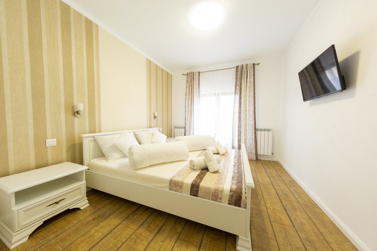 Casa Cu Nuc