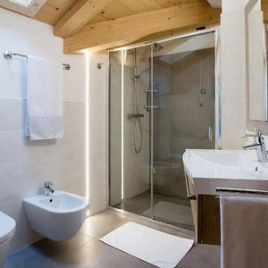 Hotel Appartamento Isola cazare Livigno
