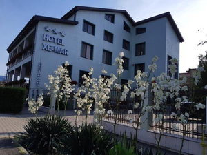 Hotel Xe-Mar cazare Arad