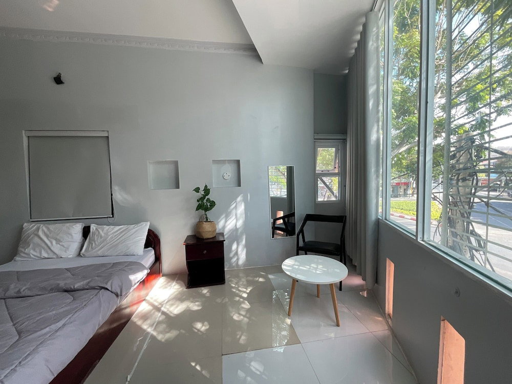 Hoang Cam Hotel