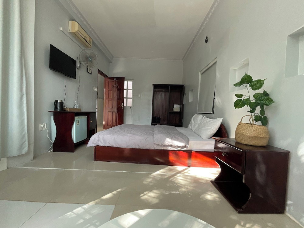 Hoang Cam Hotel
