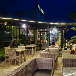 Hotel Yellow Star Gejayan Hotel cazare Yogyakarta