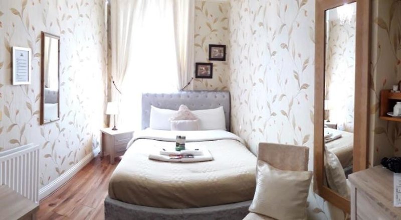 Hotel Donnybrook Hall