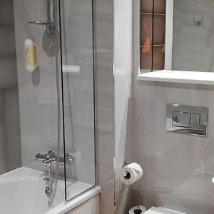 Hotel The Old Borough Hotel Wetherspoon cazare Swords